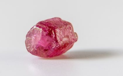 Robijn — geboortesteen van juli